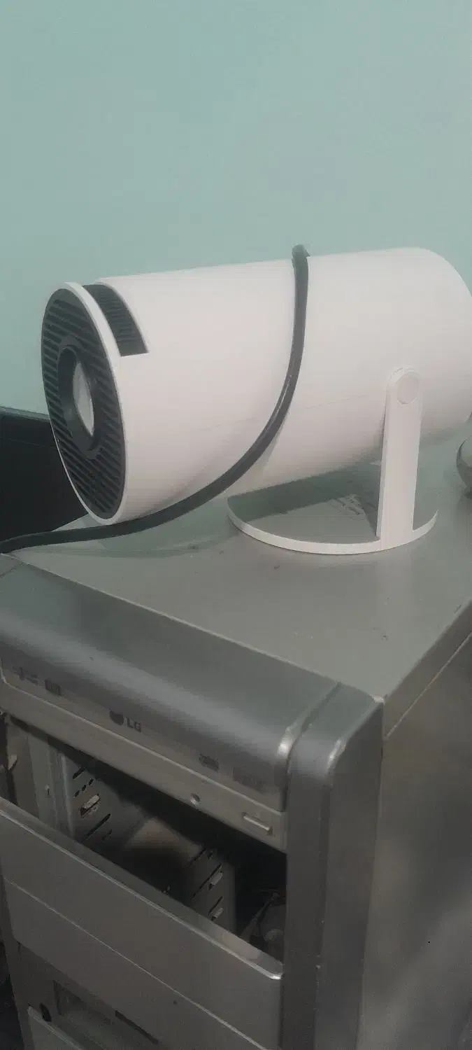 پرژکتور|تلویزیون و پروژکتور|چهارباغ, |دیوار