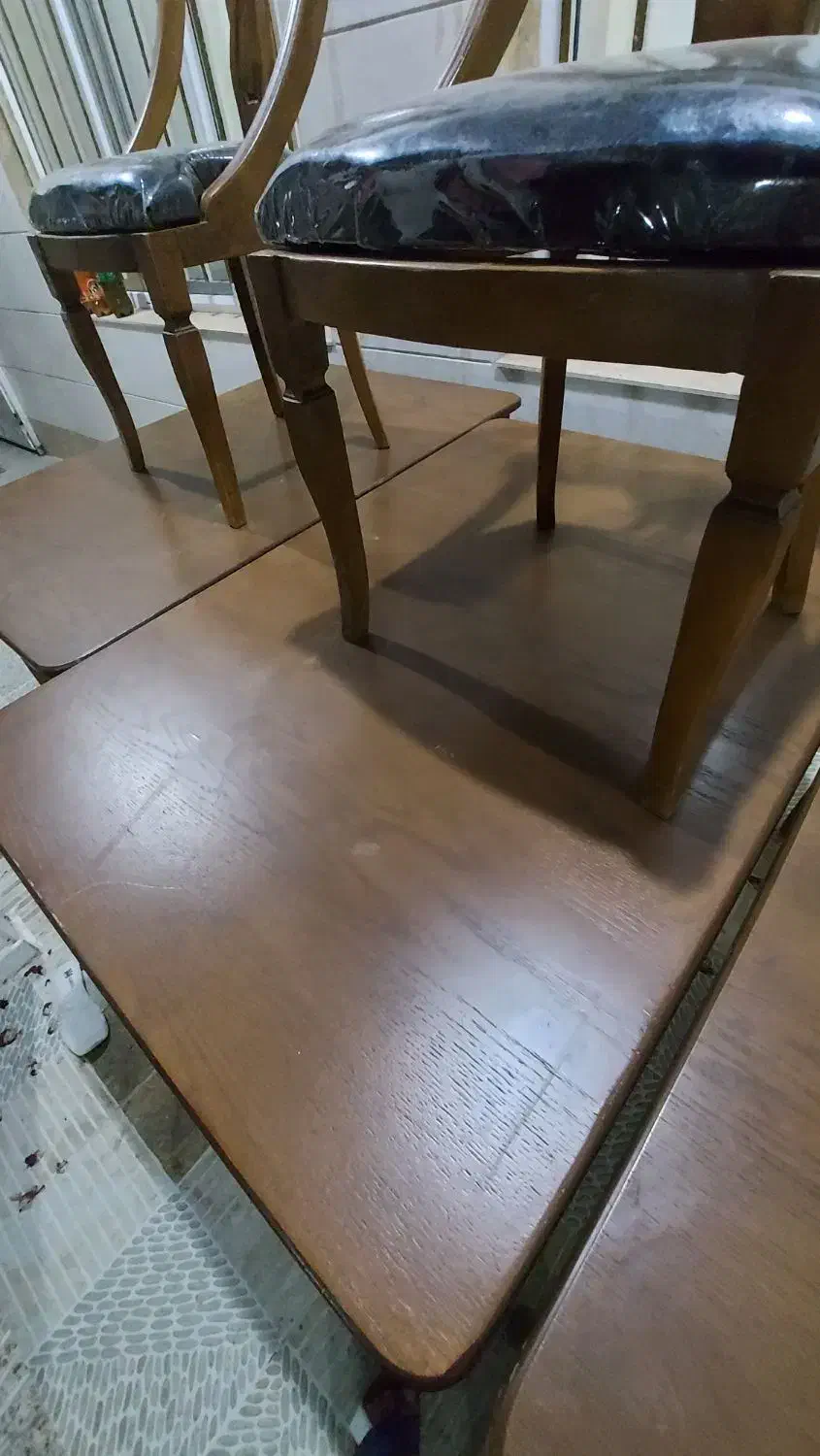 صندلی چوبی گیتاری|میز و صندلی غذاخوری|میانه, |دیوار