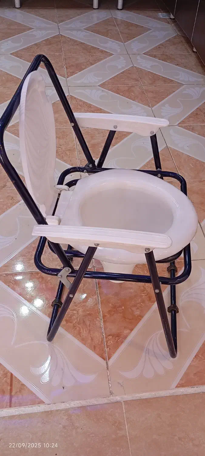 توالت فرنگی سیار|آرایشی، بهداشتی، درمانی|ایوان, |دیوار