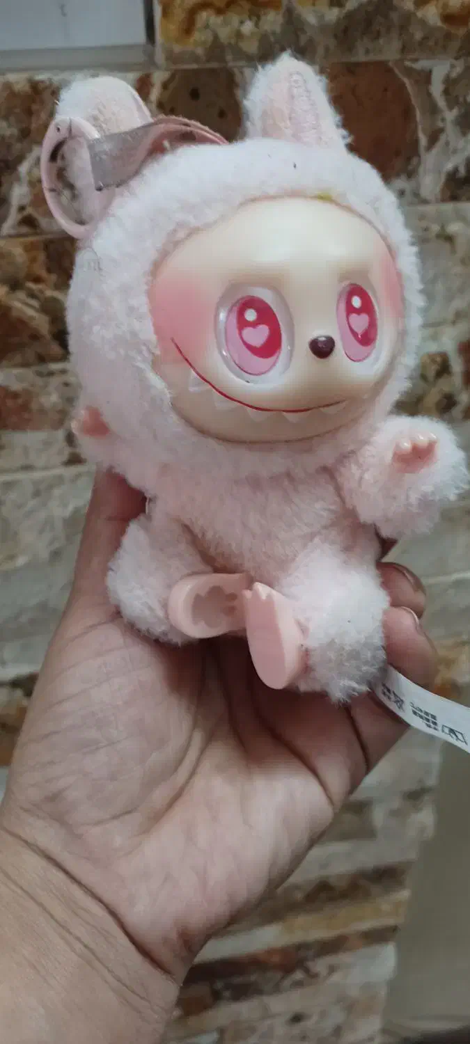 لبوبو|اسباببازی بچه|تربت جام, والفجر|دیوار