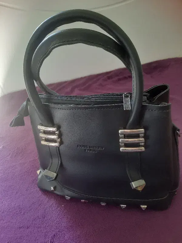 کیف کاملآ سالم و تمیز|کیف، کفش، کمربند|ایذه, |دیوار