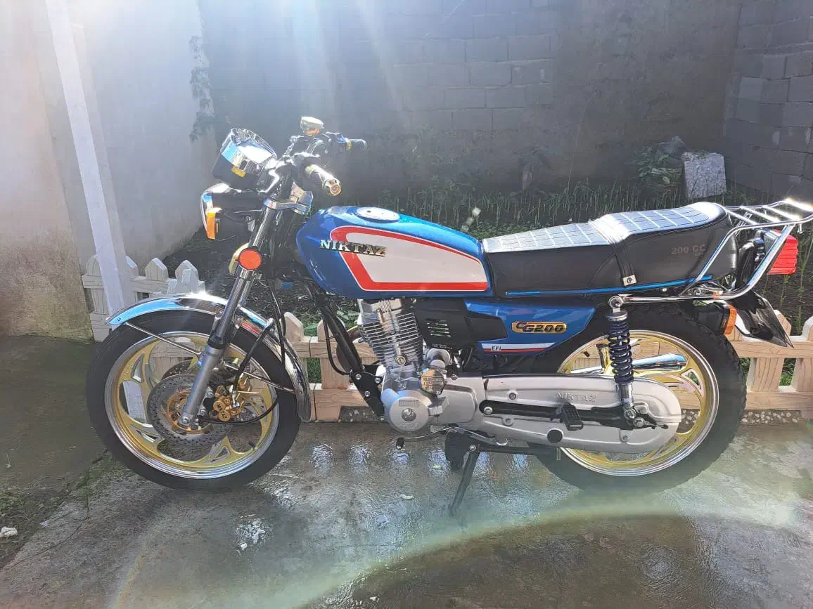 نیکتاز ۲۰۰|موتورسیکلت|لشت نشا, |دیوار