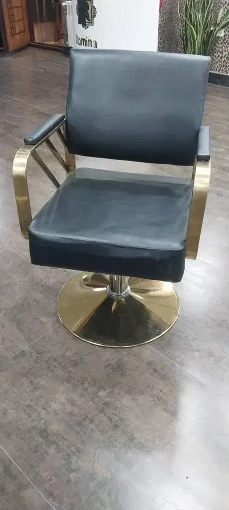 فروش تجهیزات سالن زیبایی|آرایشگاه و سالن‌های زیبایی|رشت, بلوار گیلان|دیوار