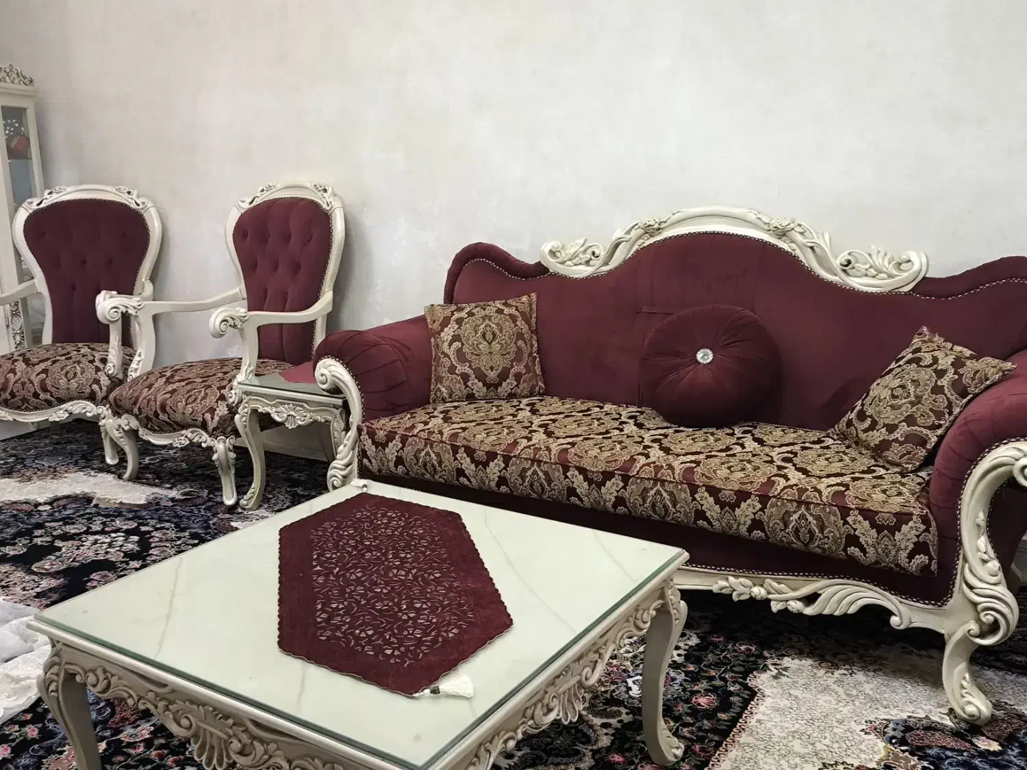 ست مبلمان سلطنتی|مبلمان خانگی و میز عسلی|میناب, |دیوار