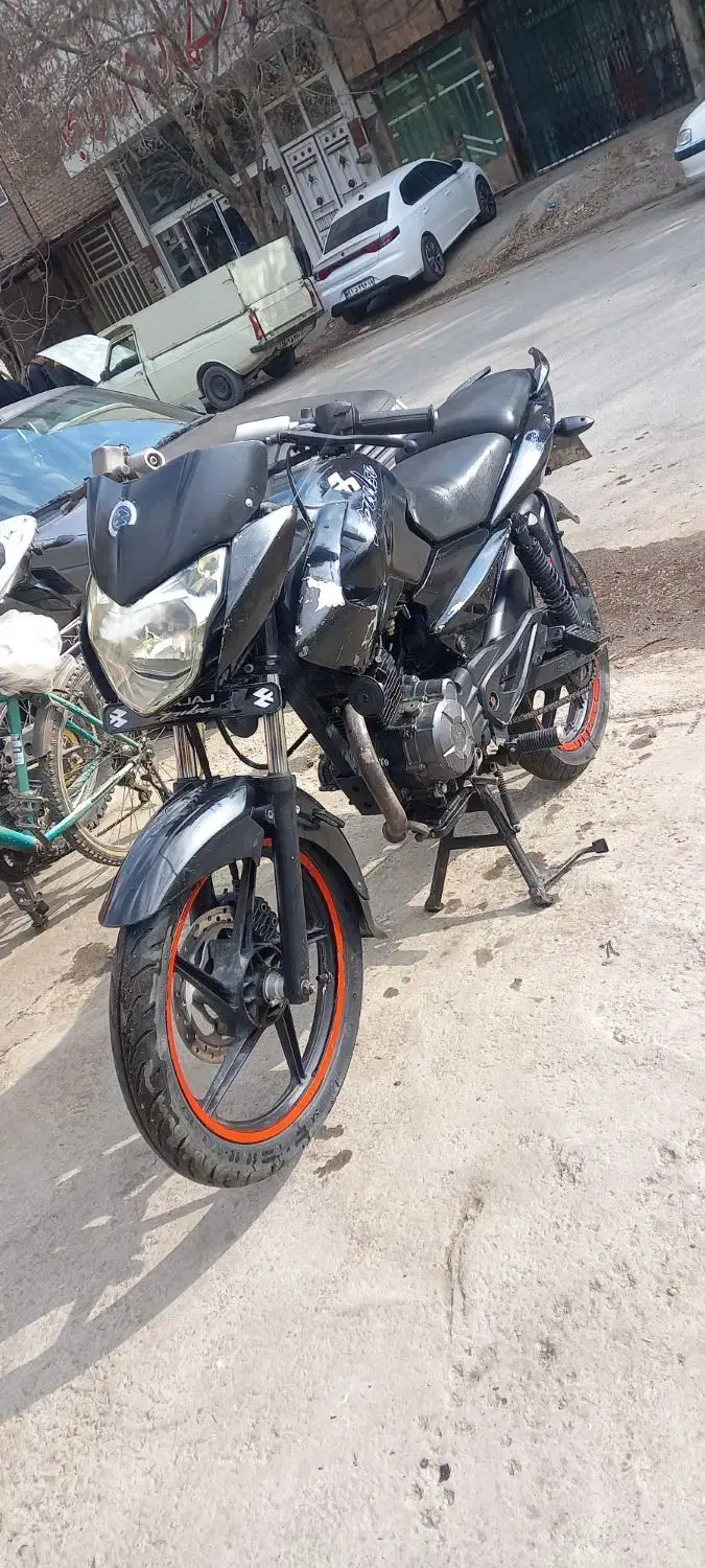 موتور پالس ۱۳۵|موتورسیکلت|کرمانشاه, |دیوار