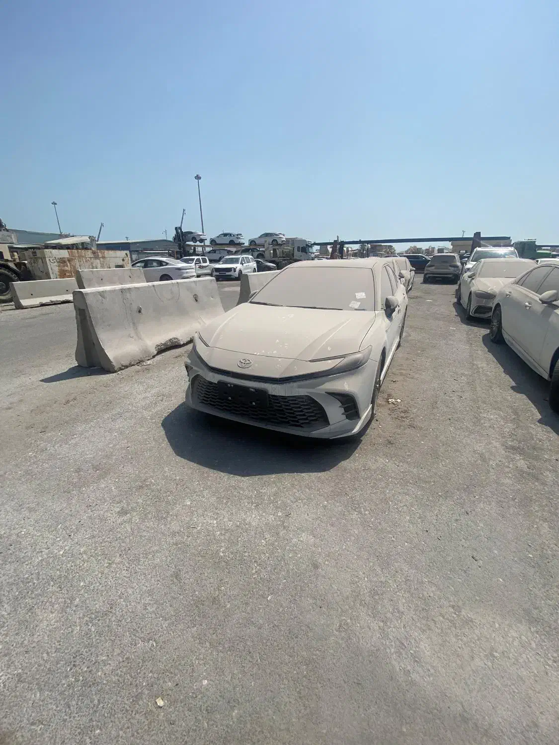 کمری پریمیوم 2025 پلاک ملی جانبازی و ارس|خودرو سواری و وانت|تبریز, |دیوار