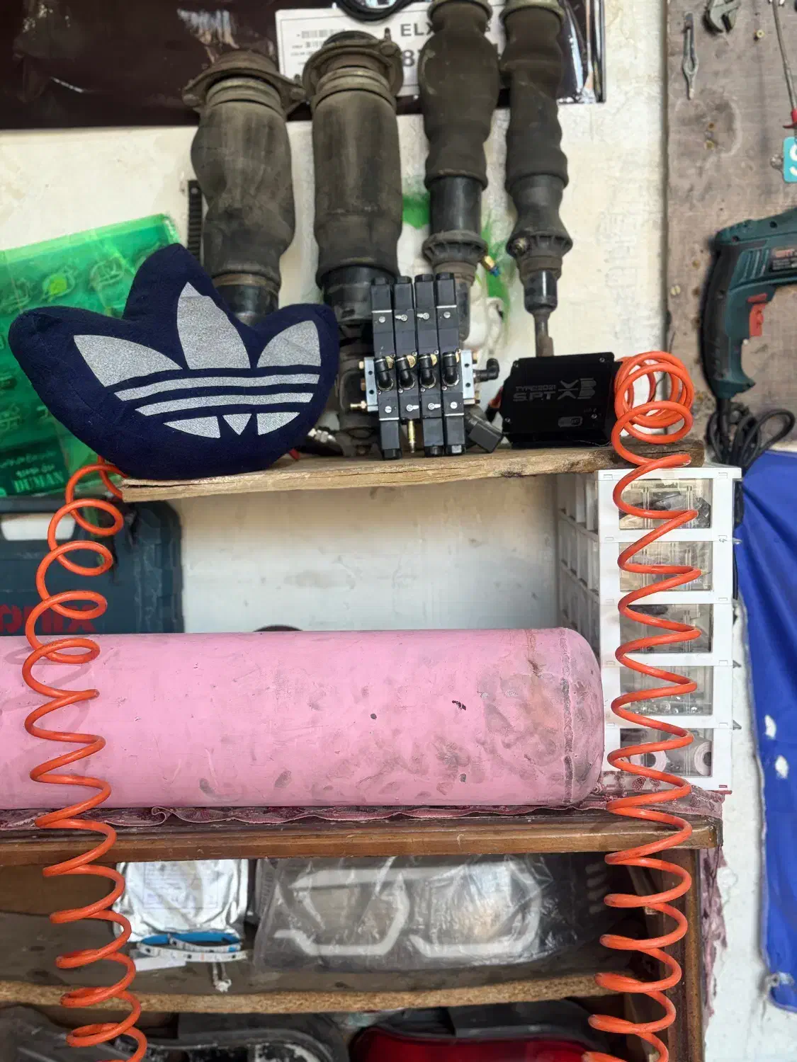 پنوماتیک پراید|قطعات یدکی و لوازم جانبی|خواجه, |دیوار