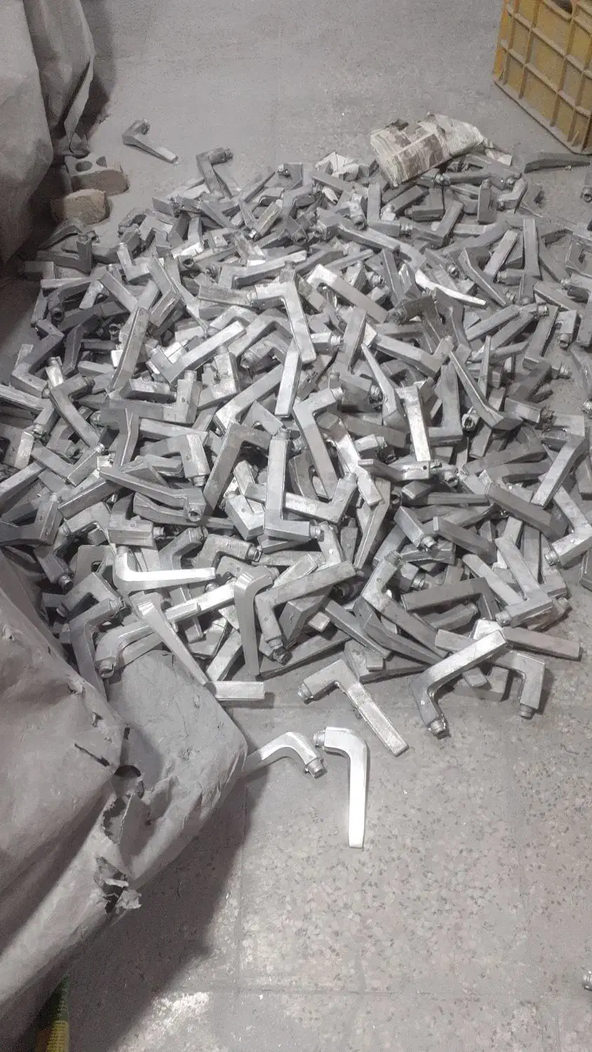 پرداختکار ماهر و نیمه ماهر کارگر ساده|استخدام صنعتی، فنی، مهندسی|پاکدشت, پاکدشت (مامازند)|دیوار