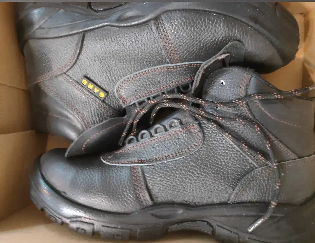 کفش کار سایز ۴۳|کیف، کفش، کمربند|سیرجان, |دیوار