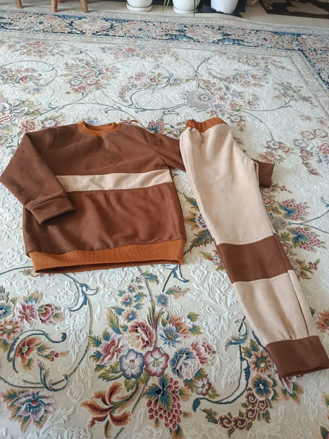 بلوز شلوار سویت در حد خیلی نو|کفش و لباس بچه|شیراز, شهرک والفجر|دیوار