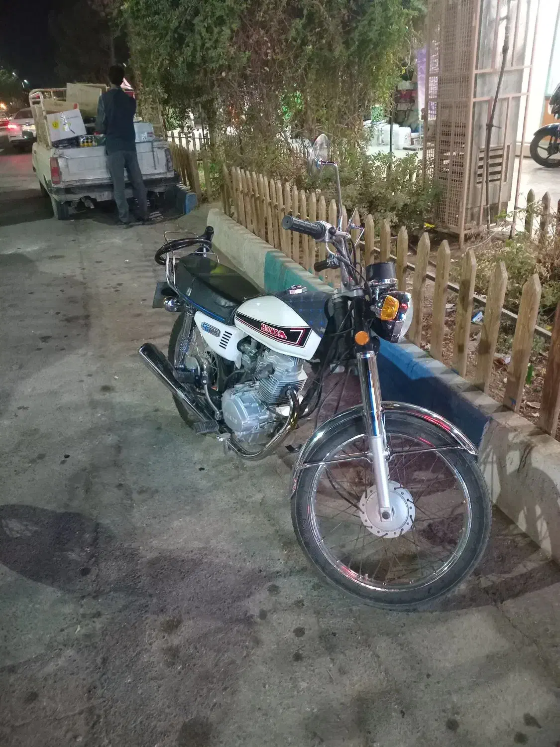 ساوین|موتورسیکلت|میبد, |دیوار