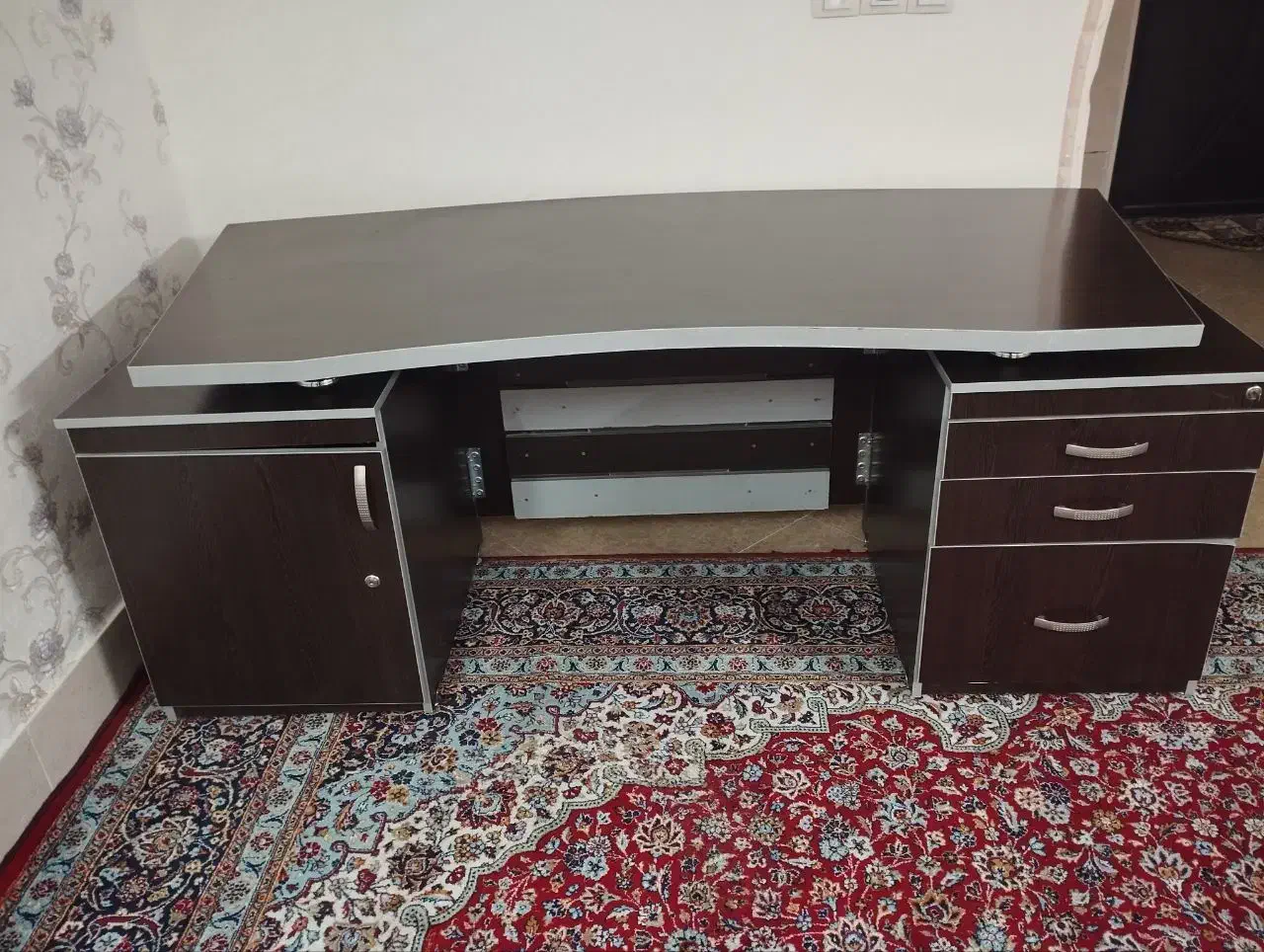 میز اداری|دفتر کار|خمین, |دیوار