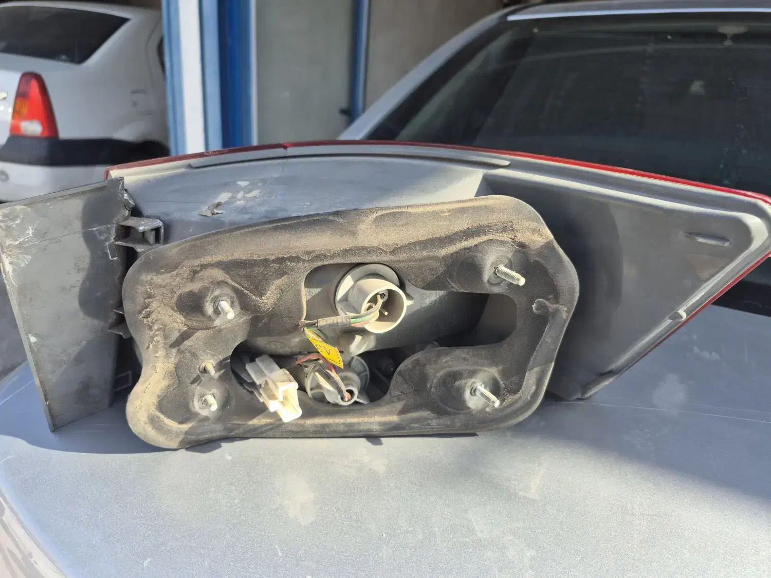 چراغ عقب خطر رو گلگیر سمت راننده سوناتاNFا|قطعات یدکی و لوازم جانبی|زنجان, |دیوار