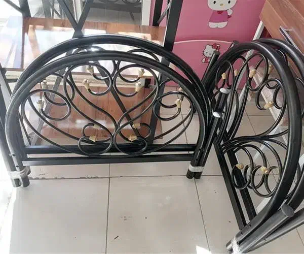 تخت خواب فرفوژه یک نفره|تخت و سرویس خواب|اصفهان, ارداجی|دیوار