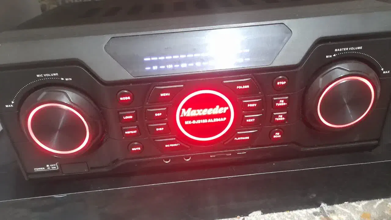 تلوزیون الجی|تلویزیون و پروژکتور|اسلام‌شهر, شهرک مفیدی|دیوار