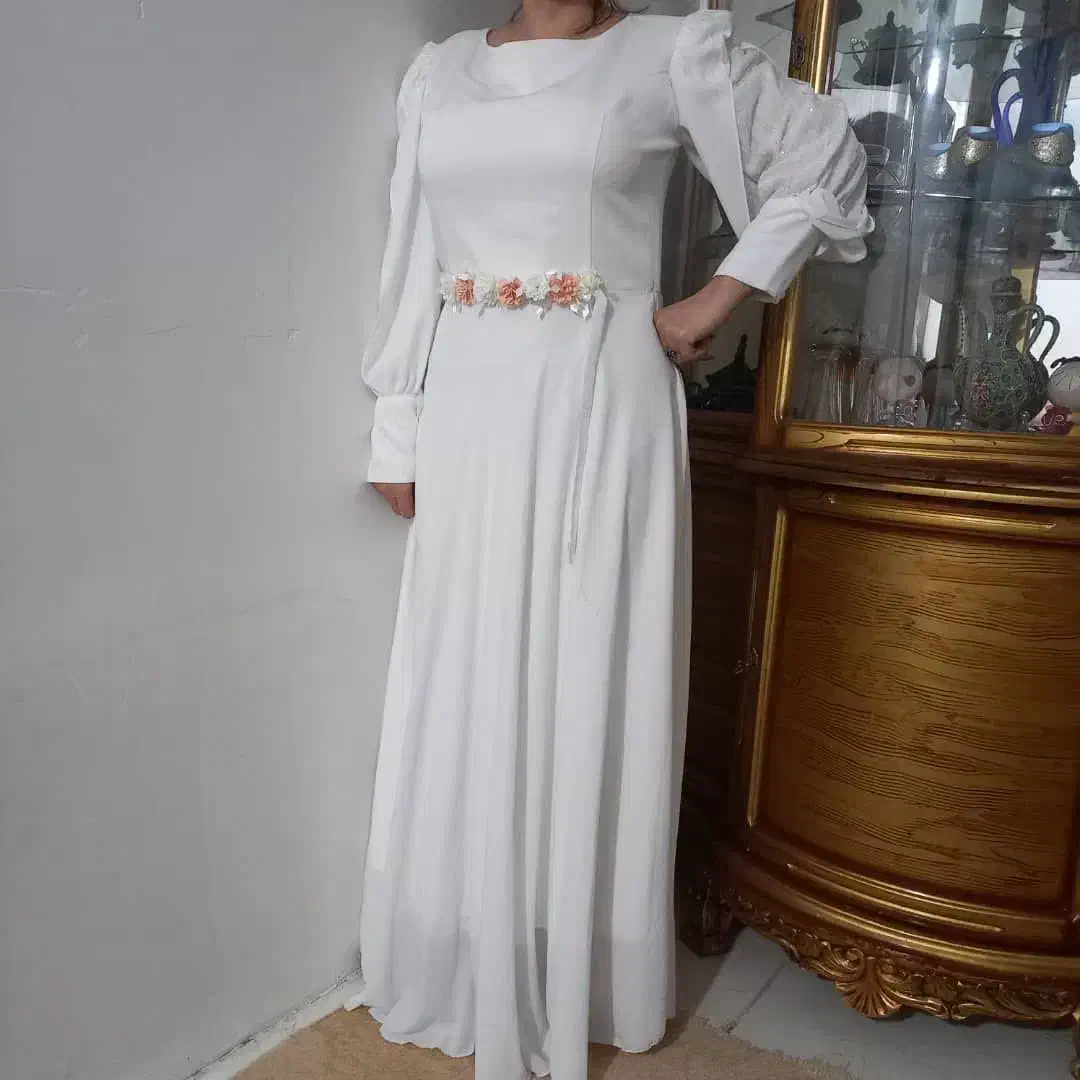 لباس عقد سالم ونو فقط یک بار پوشیده شده|لباس|اسلامشهر, شهرک واوان|دیوار