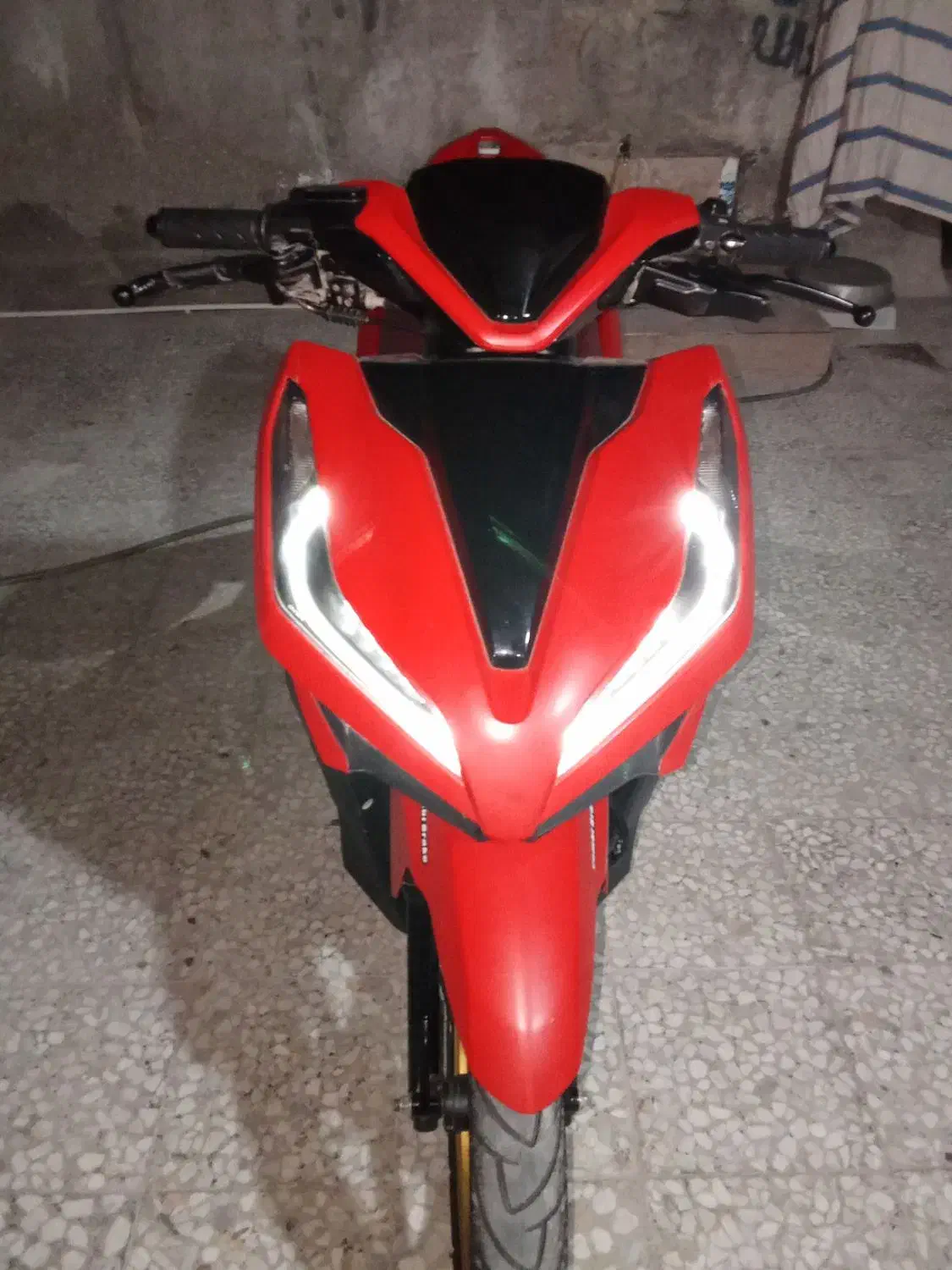 فروشی|موتورسیکلت|بندرلنگه, |دیوار