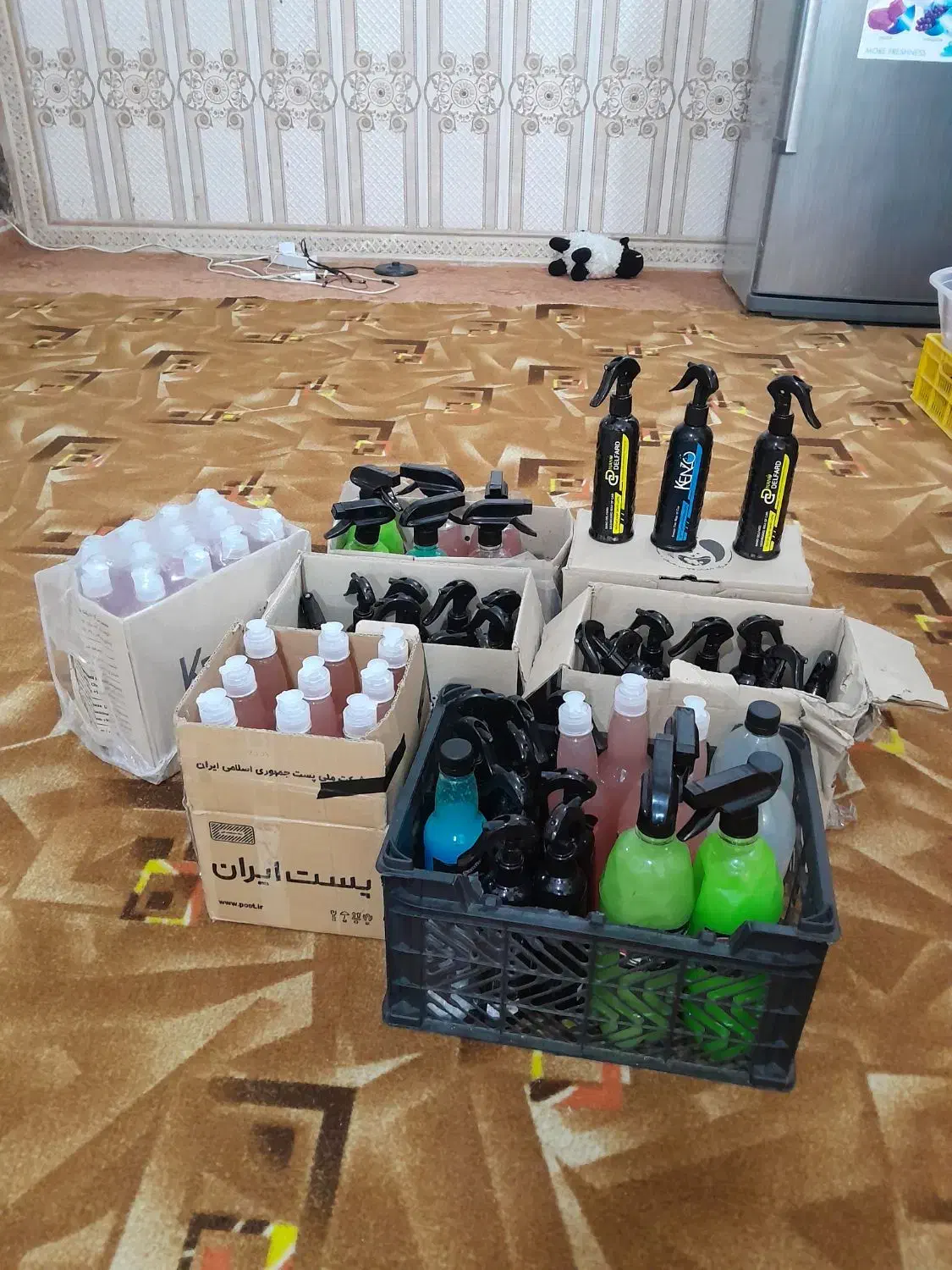 مقداری لوازم کارواش،واکس،براق کننده و غیره|عمدهفروشی|چابهار, |دیوار