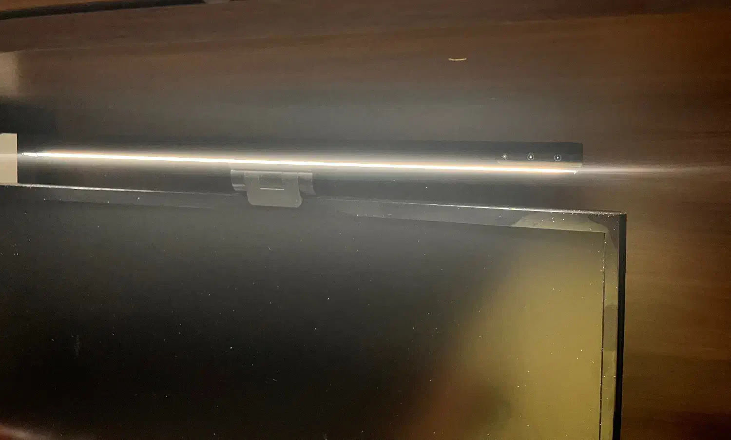 چراغ مطالعه LED بالای مانیتور|قطعات و لوازم جانبی رایانه|فولادشهر, C3|دیوار