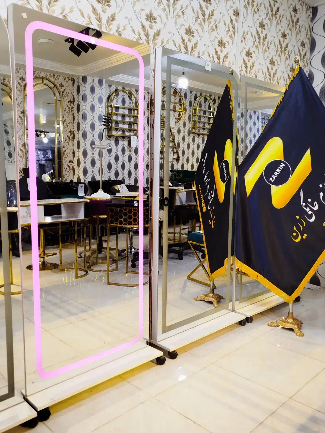 آینه ایستاده لمسی موبایلی سند بلاست|آینه|یاسوج, |دیوار