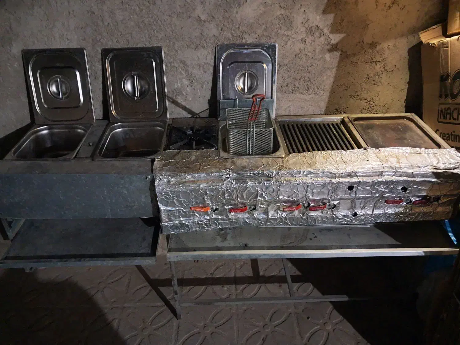 سبزی خورد کن صنعتی و گاز صنعتی و میز کار ساندویچی|کافیشاپ و رستوران|فسا, |دیوار