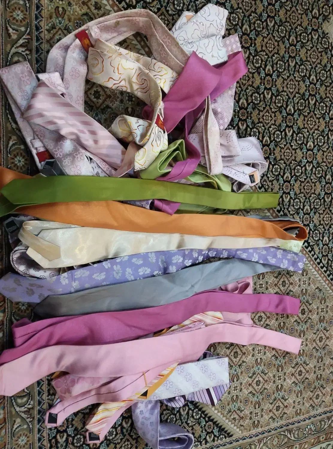 کروات رنگ بندی|لباس|تهران, امام زاده حسن|دیوار