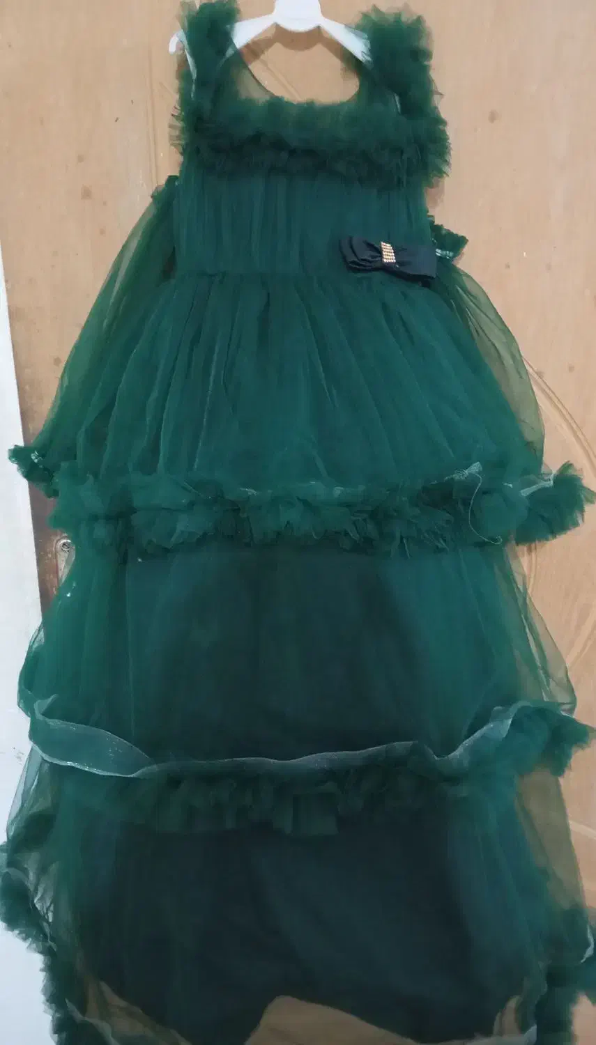 لباس مجلسی|لباس|هشتگرد, مدرس|دیوار