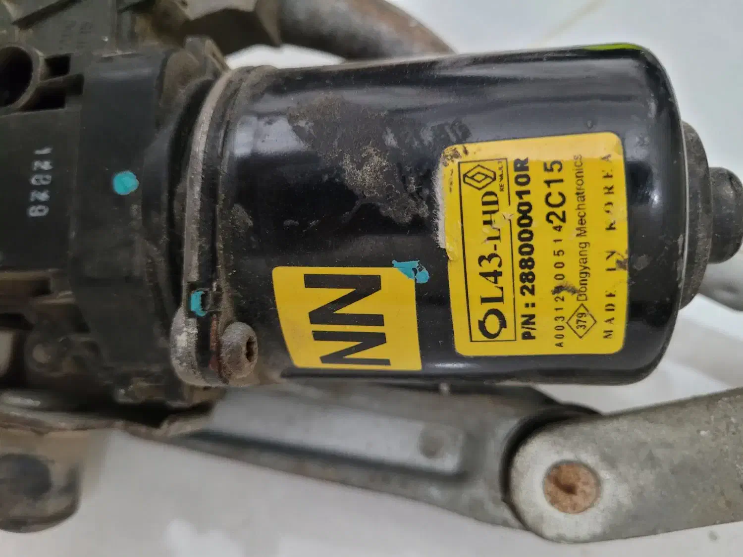 موتور و قیچی برف پاک کن رنو سفران .یک عدد اورجینال|قطعات یدکی و لوازم جانبی|چابهار, |دیوار