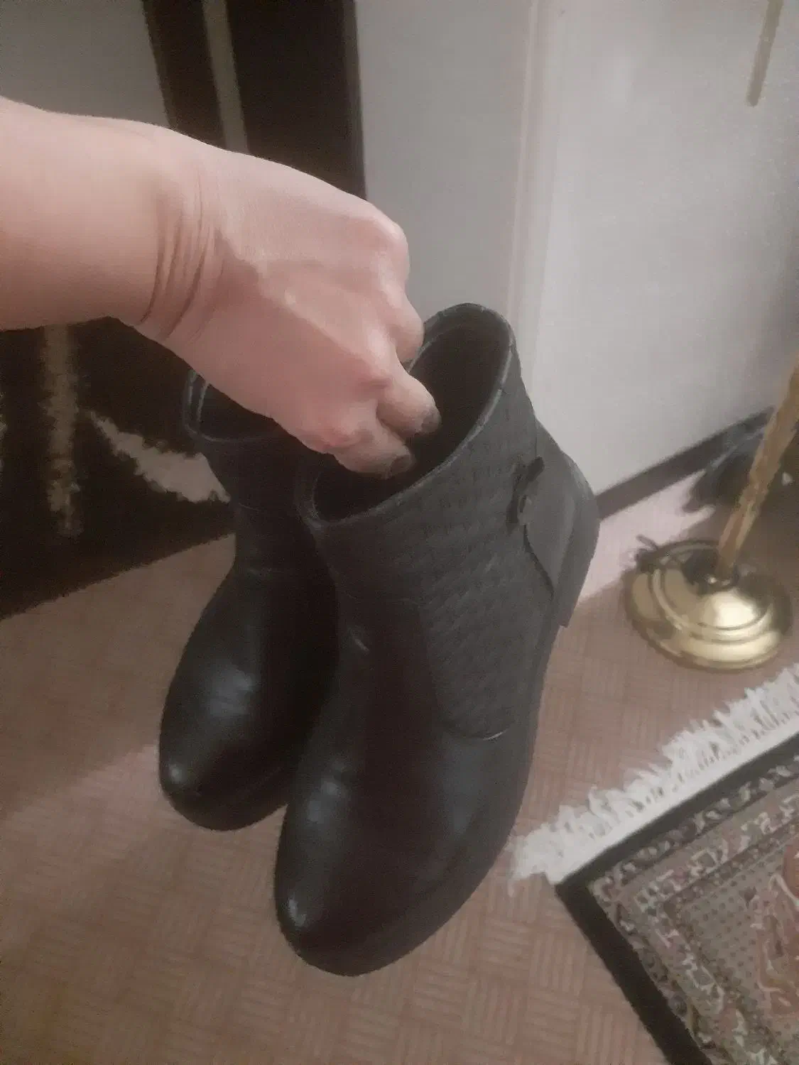 بوت در حد نو|کیف، کفش، کمربند|شاهین‌شهر, دکتر حسابی|دیوار