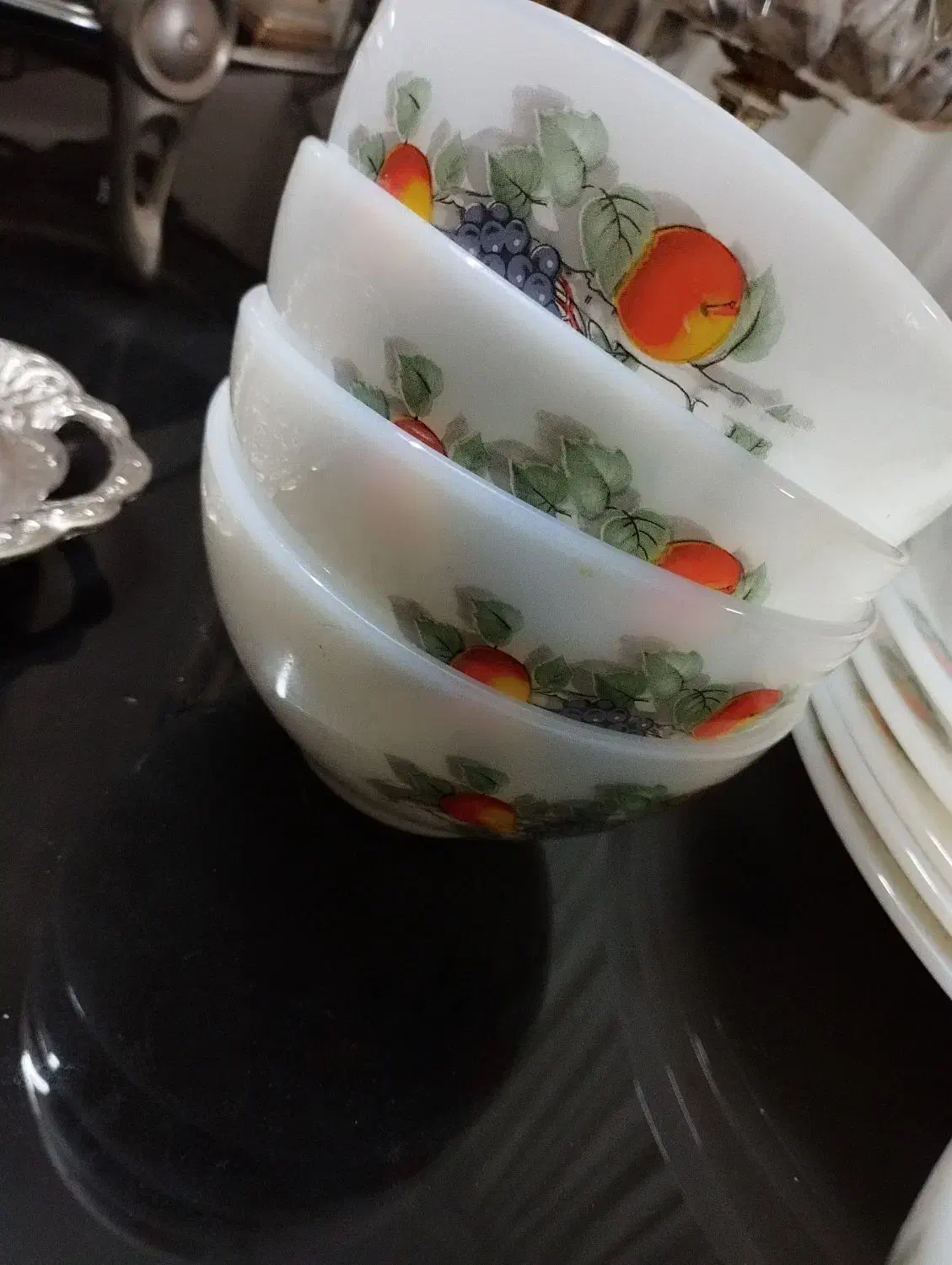 چینی گلابی|ظروف سرو و پذیرایی|گلبهار, شهر جدید گلبهار|دیوار