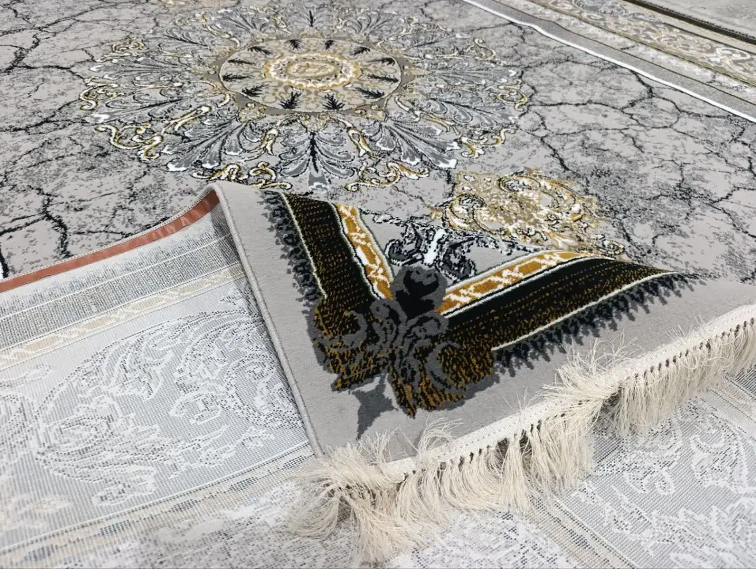 نقشه پناه نقره ای|فرش|اشنویه, |دیوار