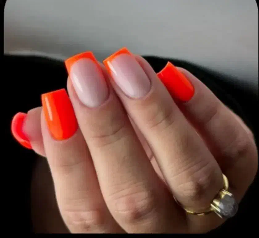 کاشت ناخن با تخفیف ویژه|خدمات آرایشگری و زیبایی|رشت, جماران|دیوار