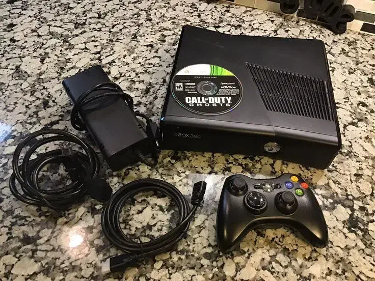 ایکس باکس ۳۶۰ با وسایل کامل|کنسول، بازی ویدئویی و آنلاین|رشت, منظریه|دیوار