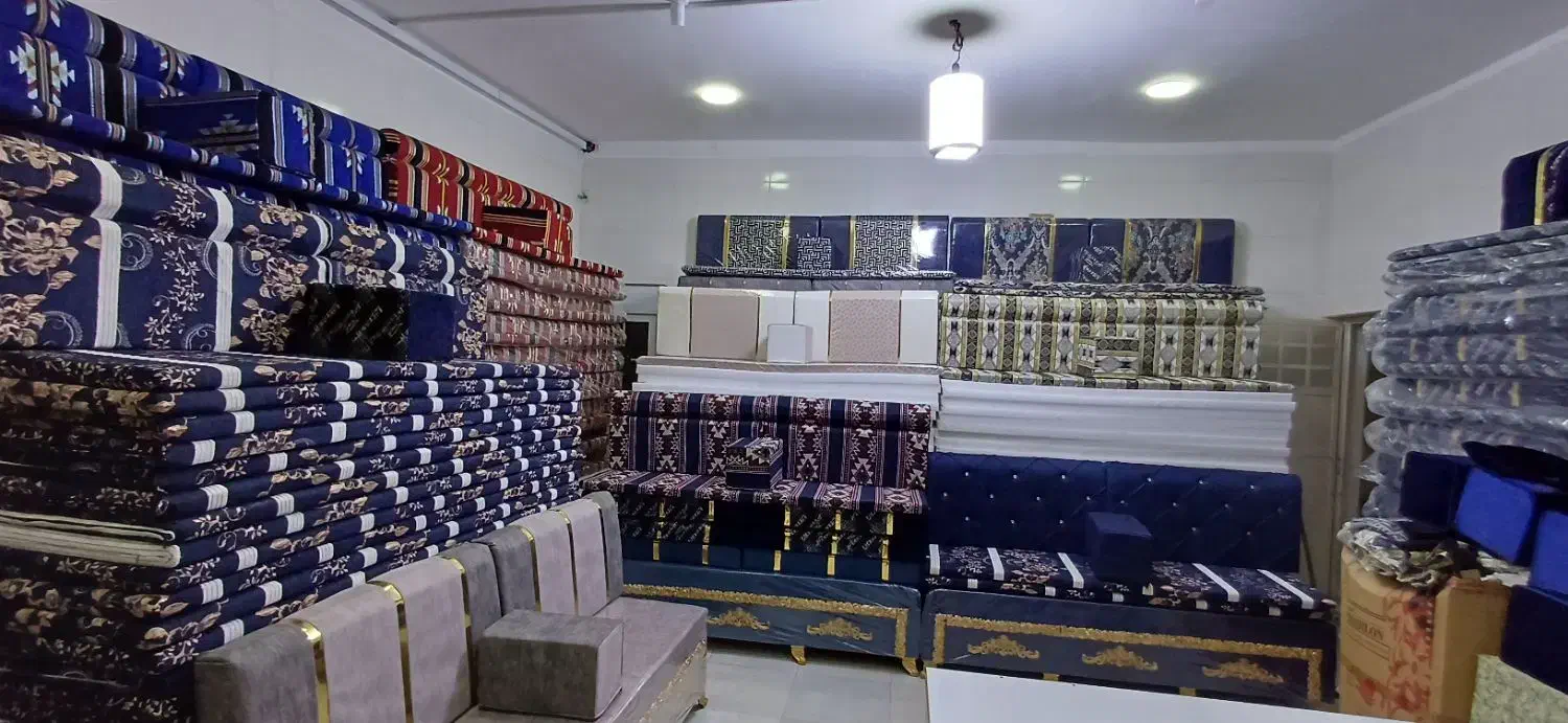 تولیدی پشتی و مبل خلیجی حورا|مبلمان خانگی و میز عسلی|اهواز, کوی مندلی(سه راه خرمشهر)|دیوار