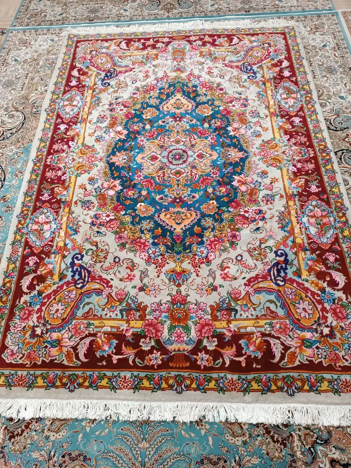 فرش دستباف ۶ متری سالاری زیر قیمت|فرش|تهران, ونک|دیوار