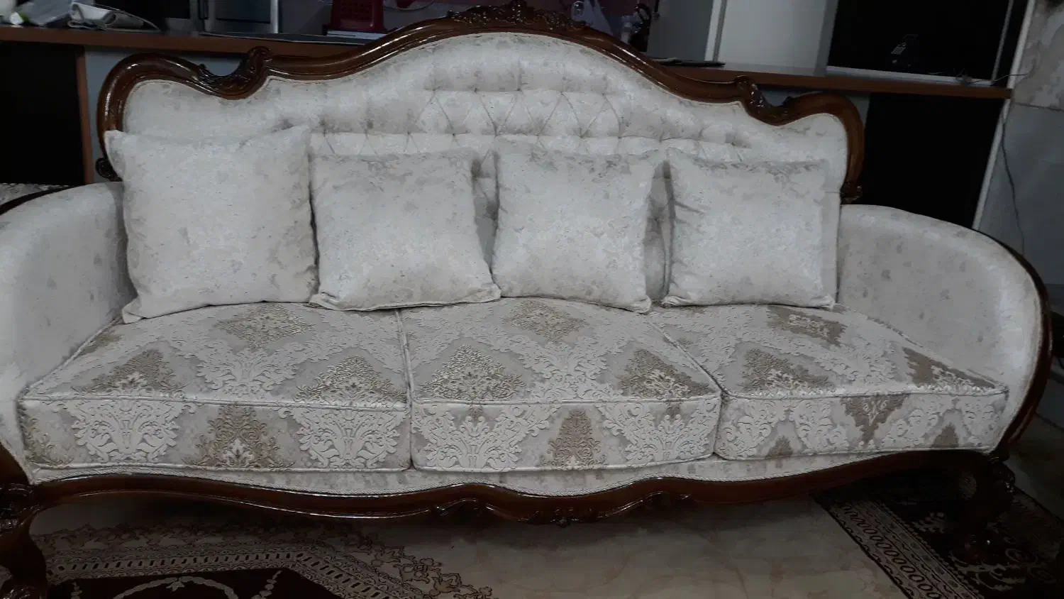 یه دسته مبل سلطنتی طرح جدید ساخت شهر ملایر|مبلمان خانگی و میز عسلی|شیراز, شهرک نیروی انتظامی|دیوار