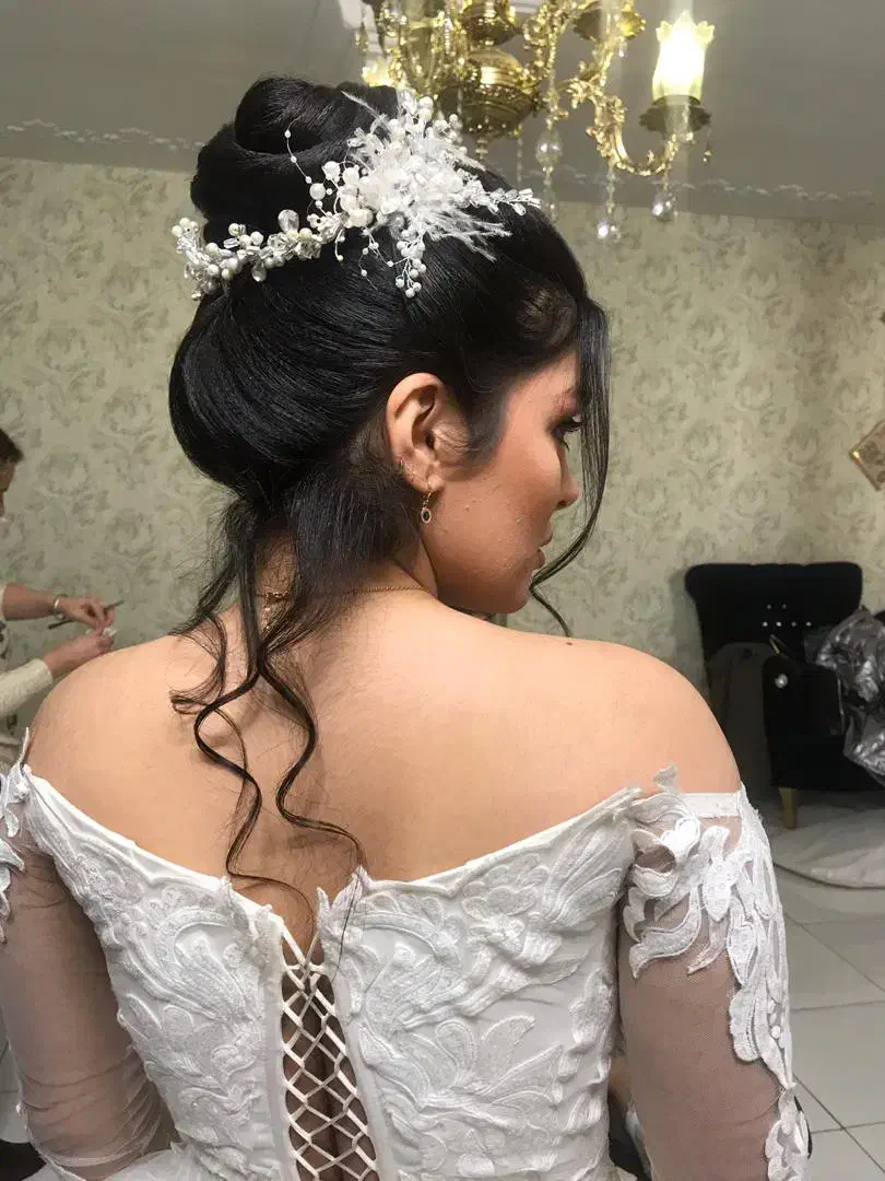 لباس عروس|لباس|مشهد, سجاد شهر|دیوار