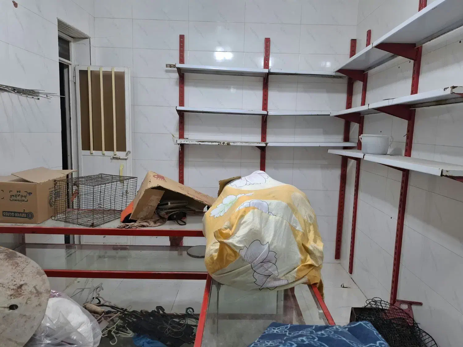 اجاره مغازه شیک در خیابان اصلی|اجارهٔ مغازه و غرفه|اهواز, شهرک رزمندگان|دیوار