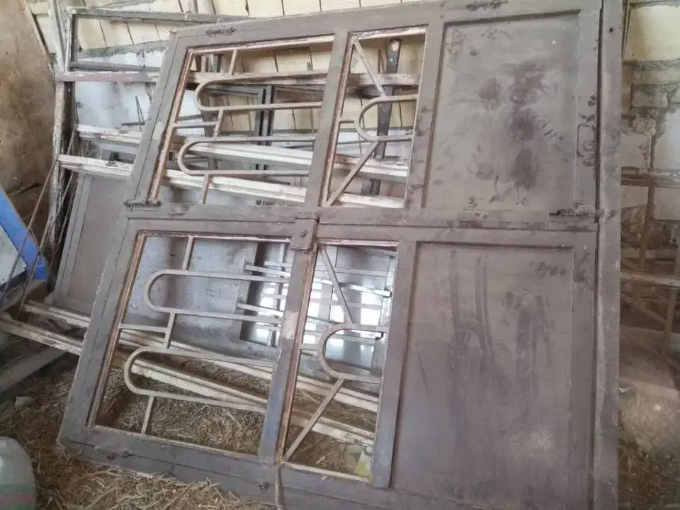 در پنجره|مصالح و تجهیزات ساختمان|چناران, |دیوار