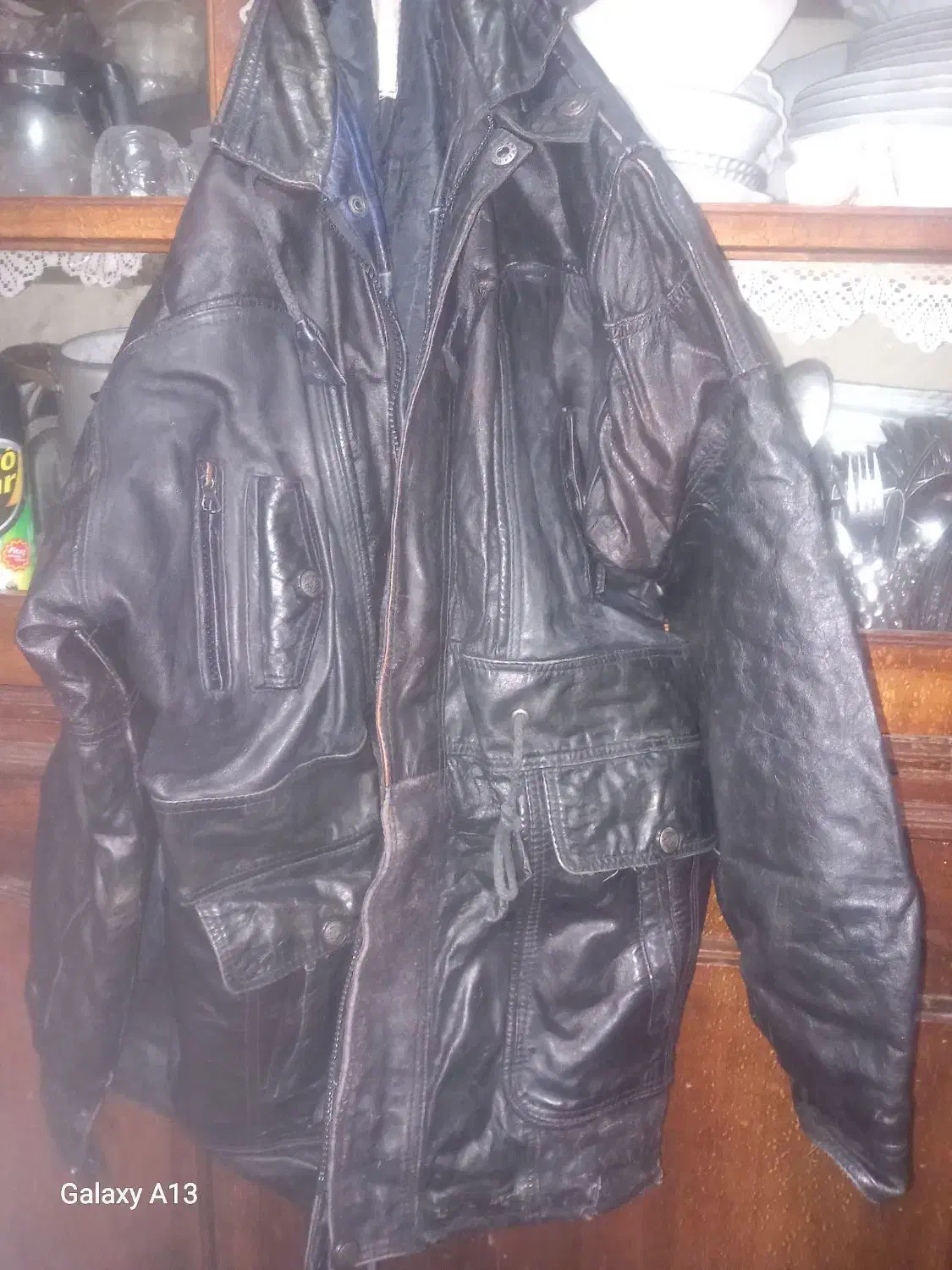 کاپشن چرم قدیمی|لباس|مینودشت, |دیوار