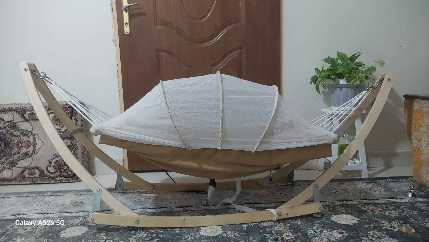 گهواره ننو|تخت و صندلی بچه|کرج, بنیاد|دیوار