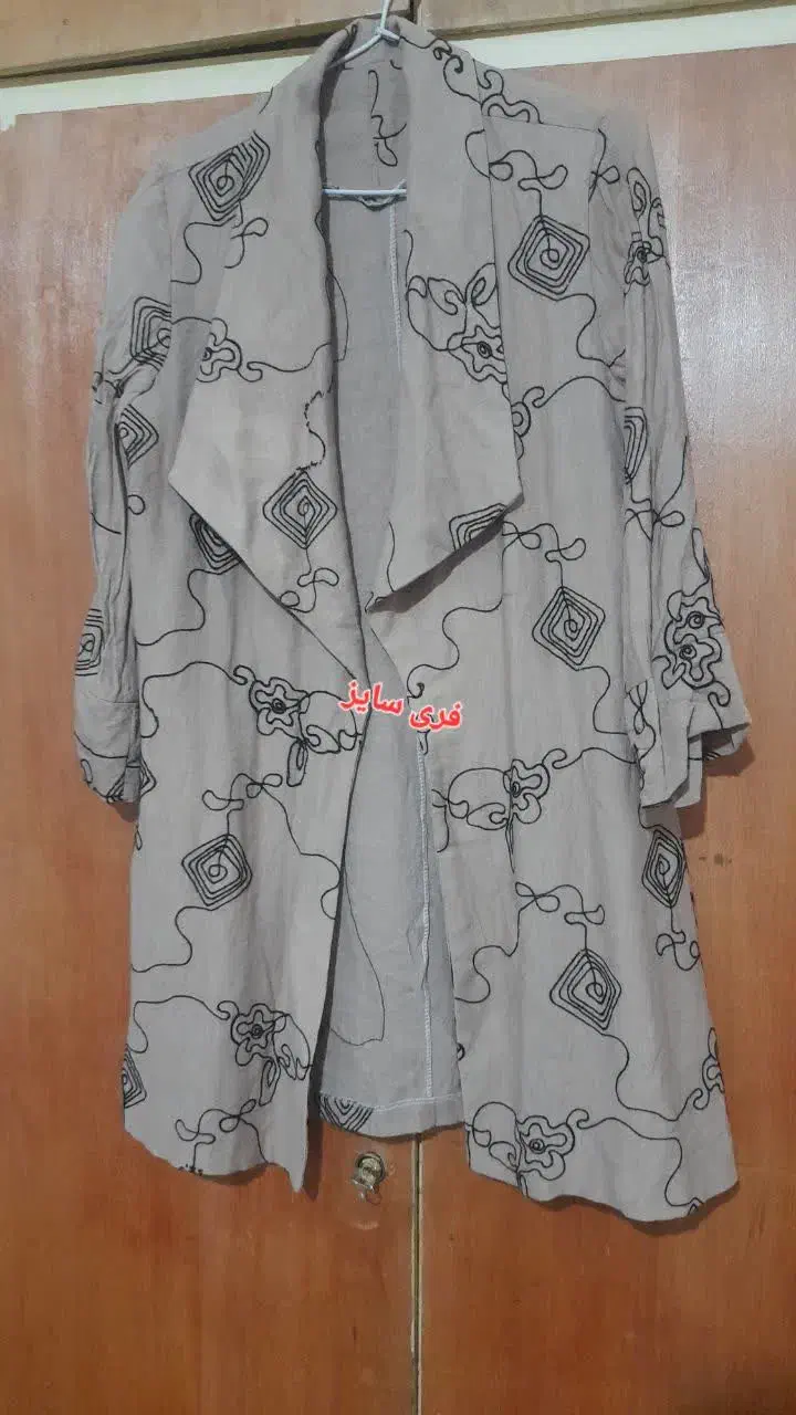 شومیز و مانتو فقط  دونه ای ۲۵۰|لباس|نهاوند, |دیوار