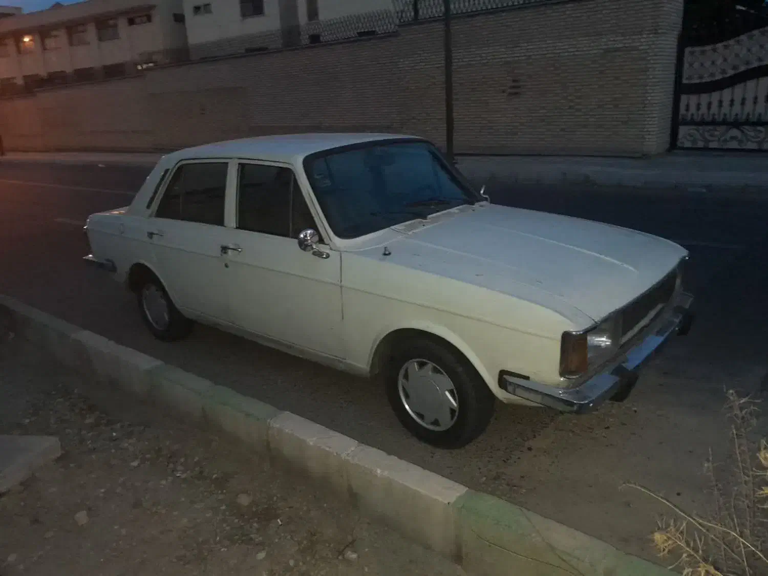 پیکان مدل 83انژکتور|خودرو سواری و وانت|سمنان, |دیوار