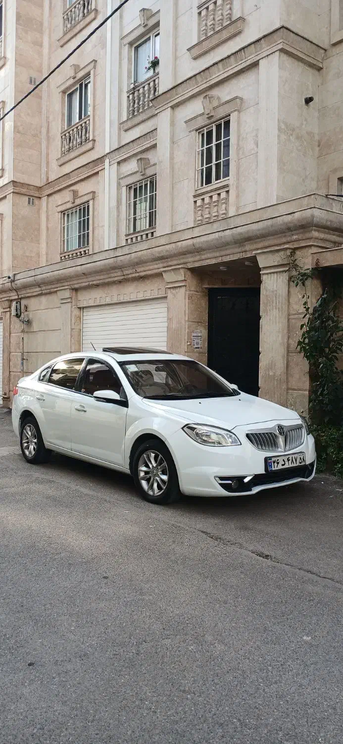 برلیانس H330 اتوماتیک مدل 1395 درجه یک|خودرو سواری و وانت|رشت, کاکتوس|دیوار