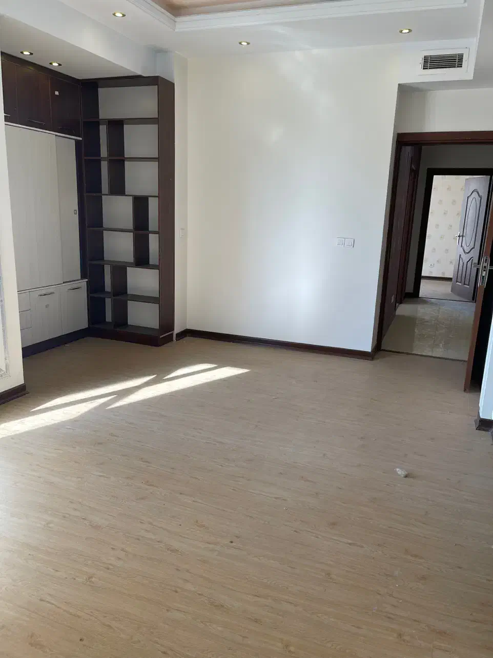 ۱۷۲متر*ازگل*کلید نخورده