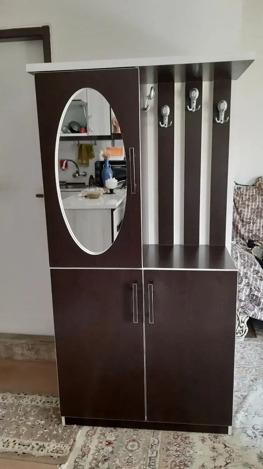 جاکفشی|جاکفشی، کمد، دراور|گلپایگان, |دیوار