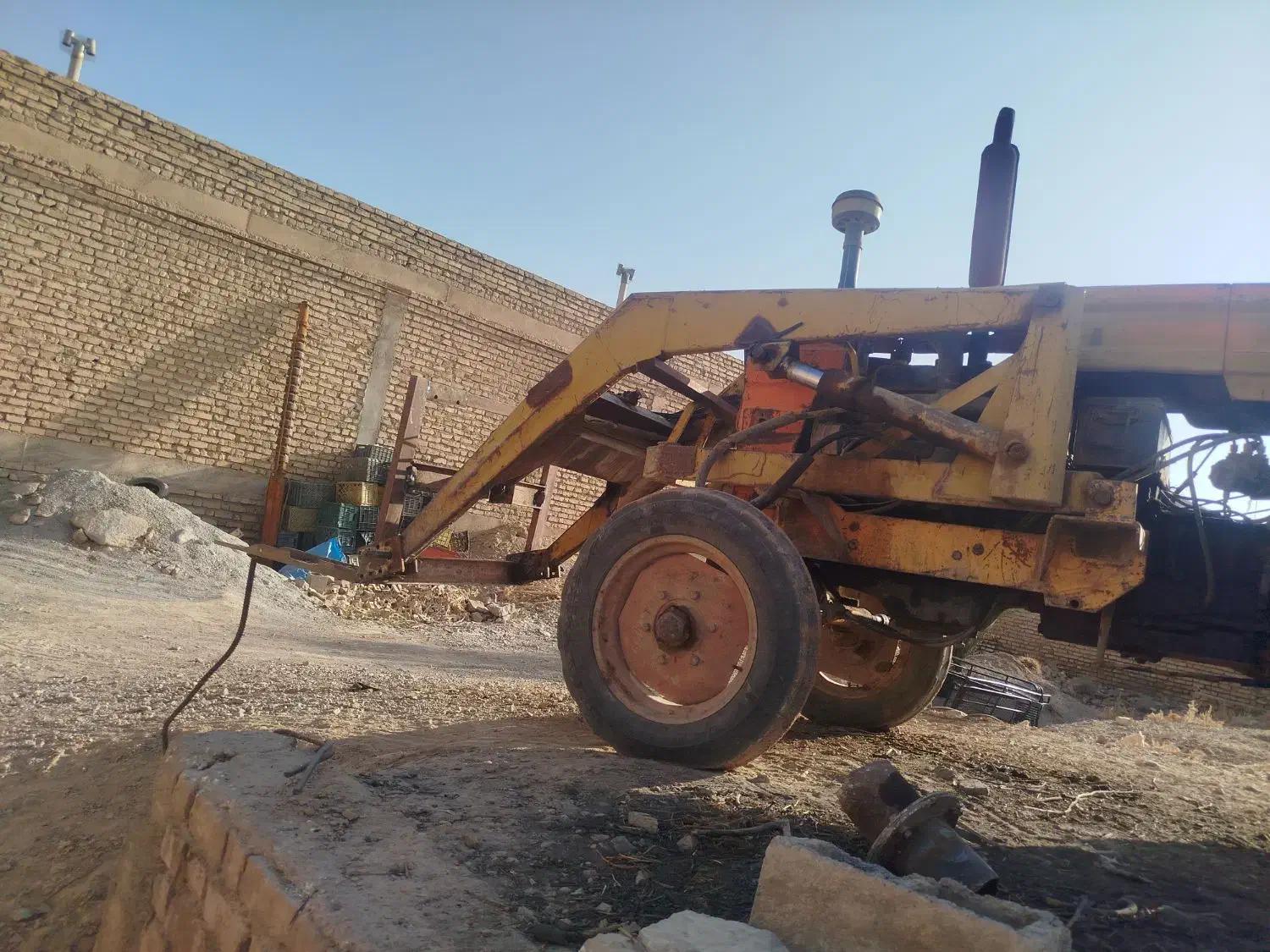 فروش انواع دستگاه کشاورزی|ماشین‌آلات صنعتی|ارسنجان, |دیوار