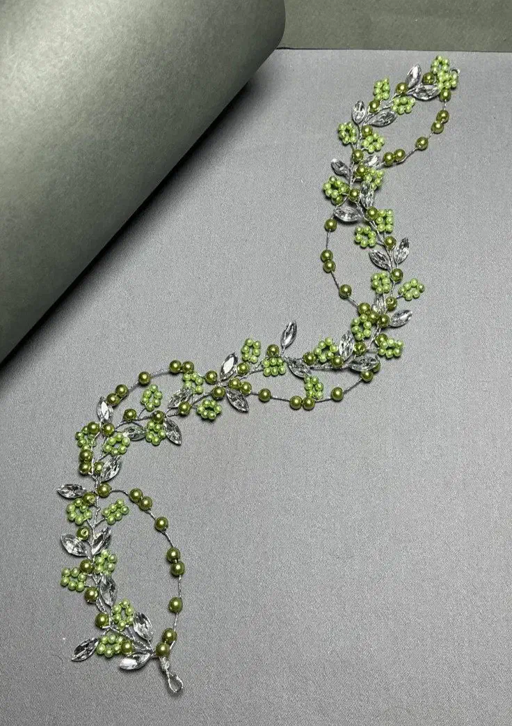 تاج و ریسه|زیورآلات و اکسسوری|آران و بیدگل, |دیوار