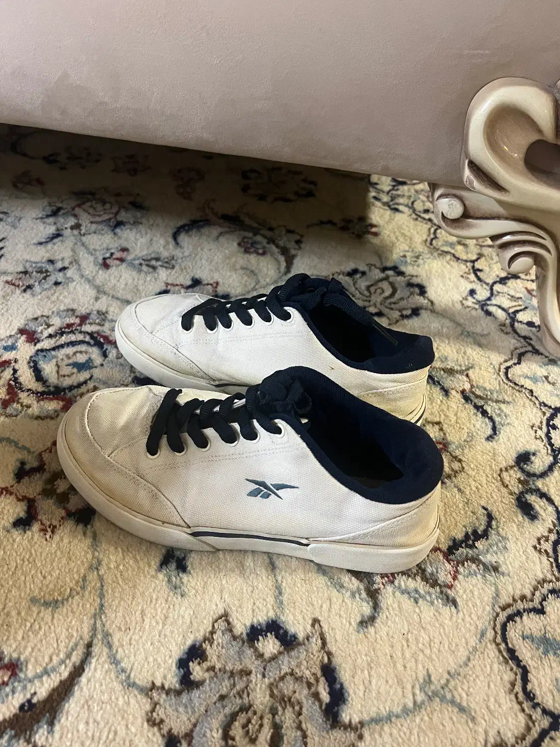 کفش کتونی و مجلسی|کیف، کفش، کمربند|گنبد کاووس, |دیوار