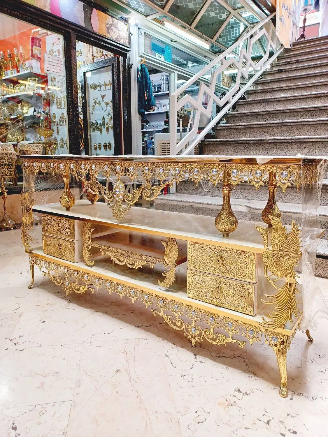 میز برنز میز برنجی تلویزیون ال ای دی برنزی برنج|میز تلویزیون|تهران, جوادیه|دیوار